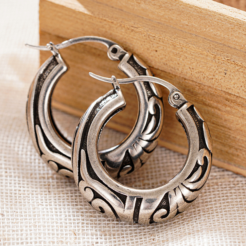 Women's Vintage Engraved Pattern Circle Hoop Earrings, Huggie Style